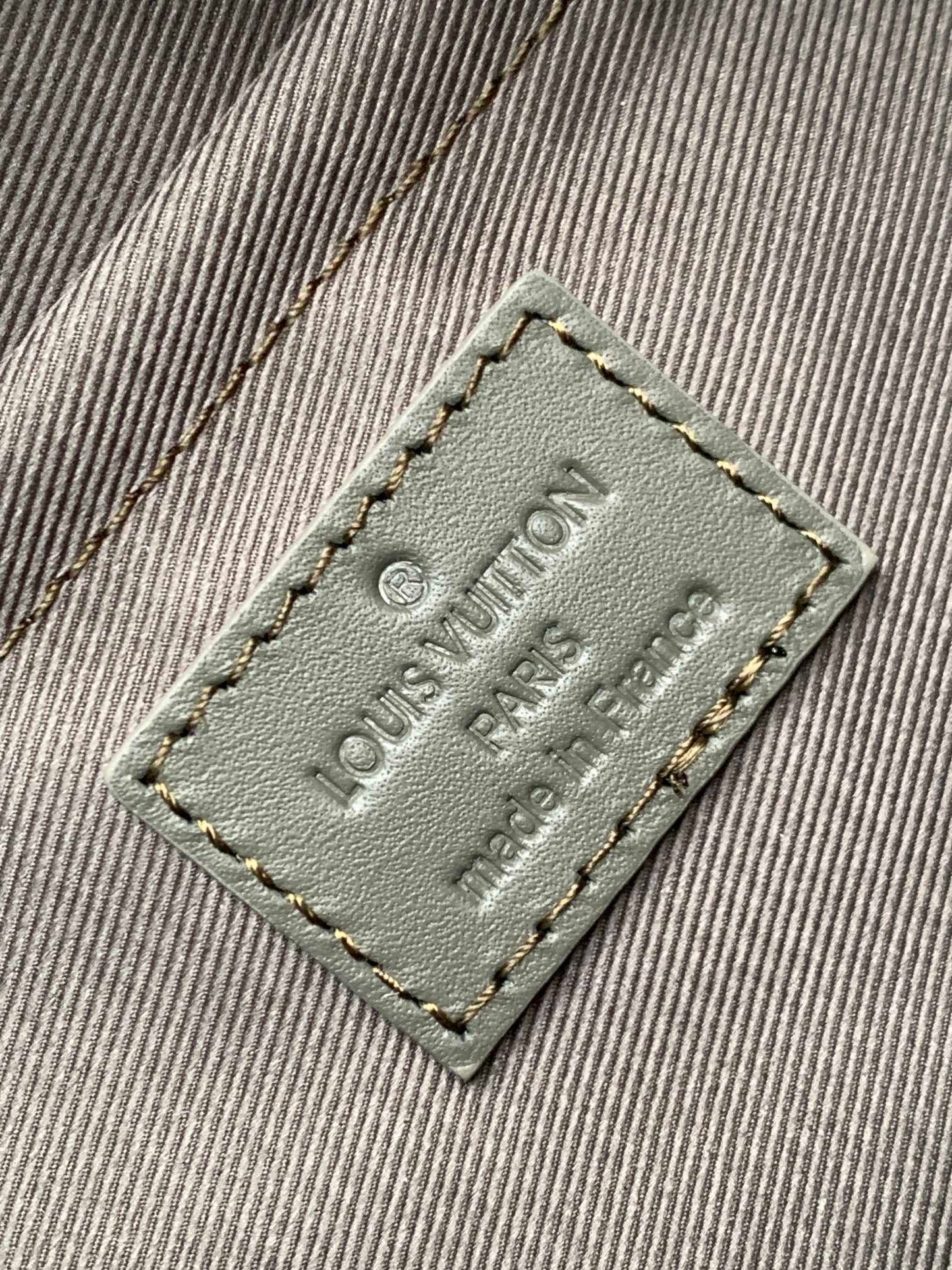 LV Keepall Bandoulière 25 Khaki Green Monogram Gradient Canvas mysite