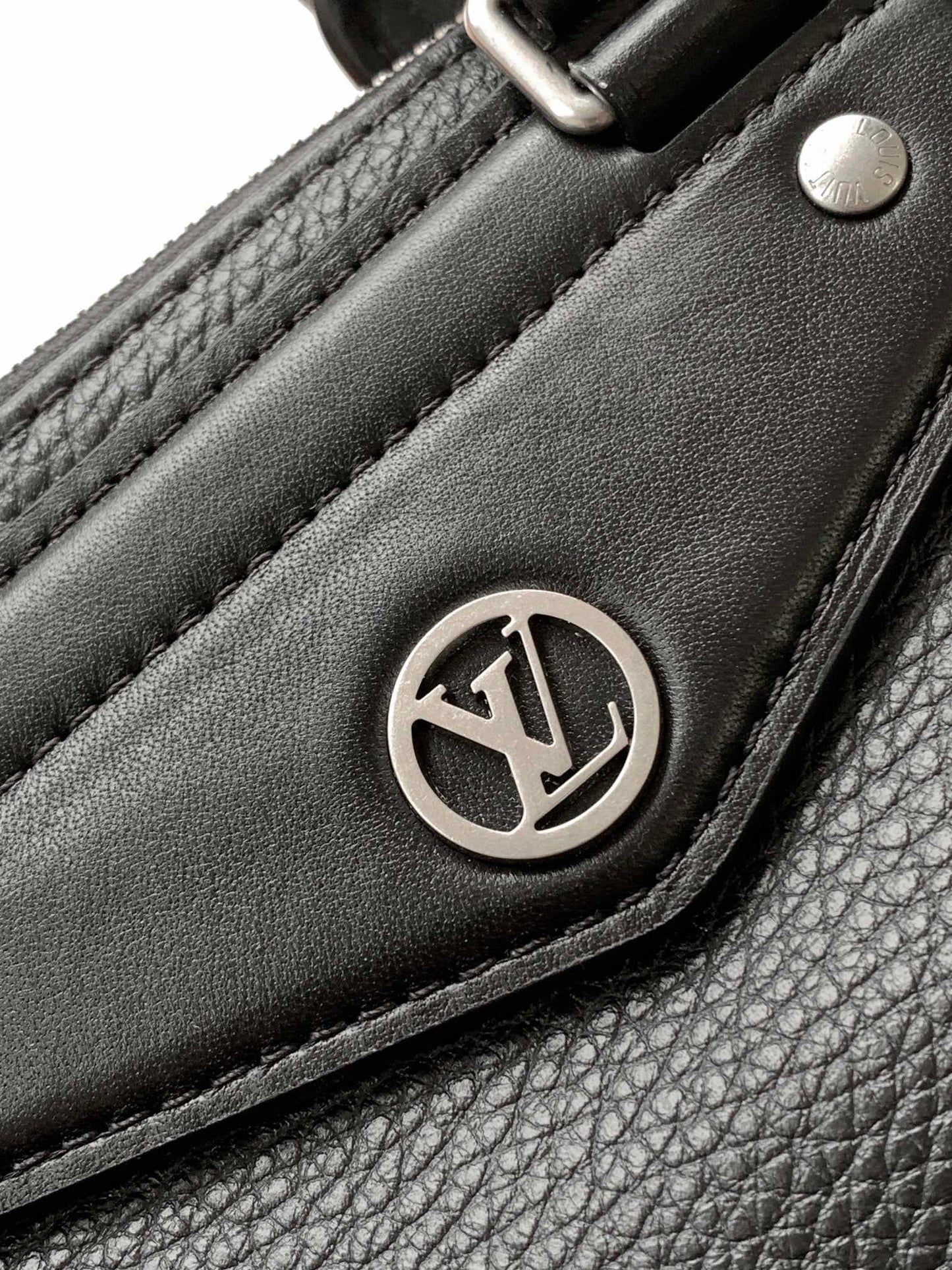 LV Nano LV Biker 38cm Black Sheepskin & Cowhide Metal mysite