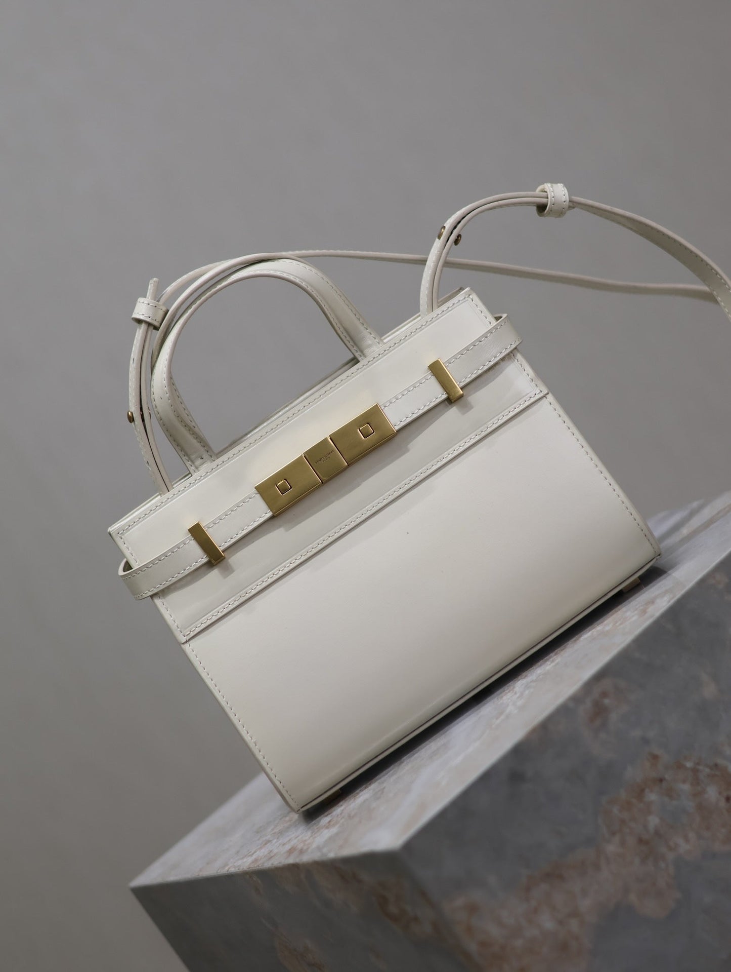 MANHATTAN SMALL TOP HANDLE BAG 21 IN WHITE CALFSKIN GOLD HARDWARE mysite