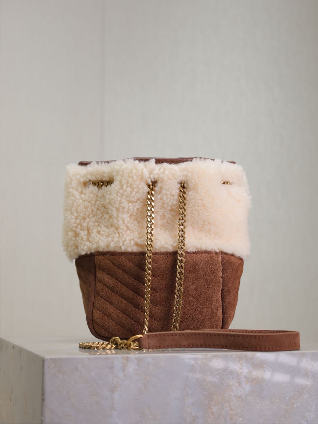 JOE MINI BUCKET BAG 19 IN WHITE SHEARLING AND BROWN SUEDE mysite