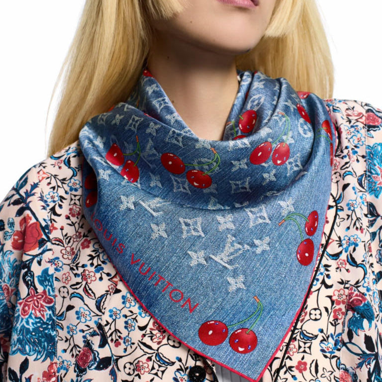 Cherry pattern square silk scarf mysite