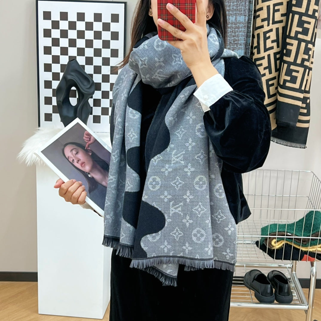 Colorblock Edition Letter Jacquard Scarf mysite