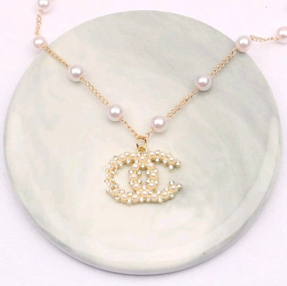 CC Brand pearl necklace