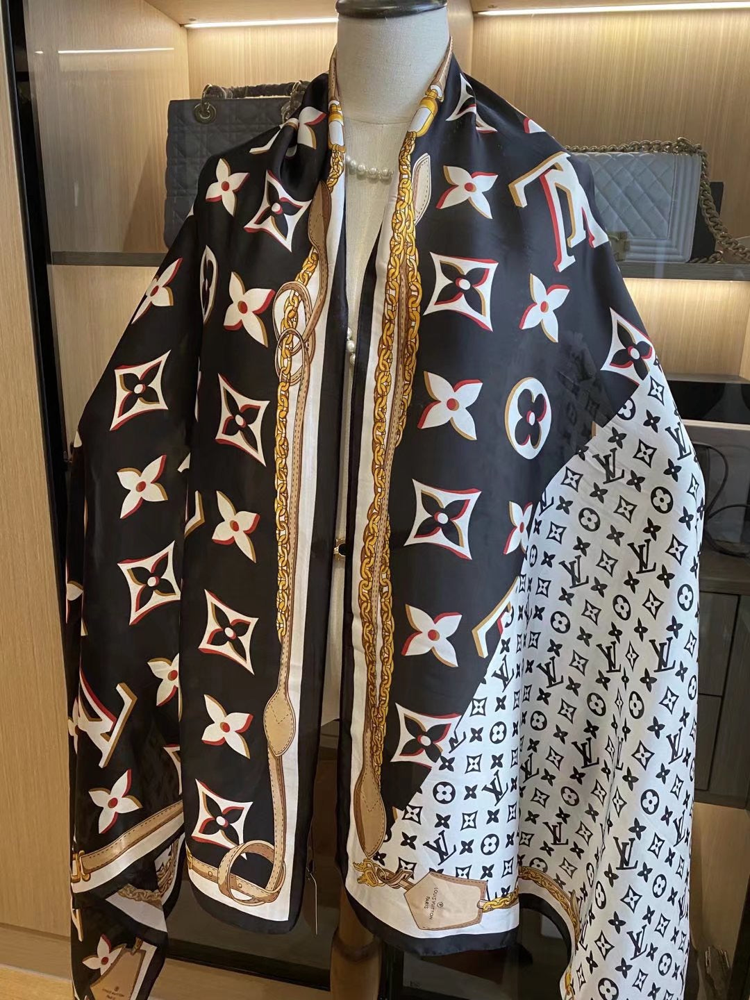 Four-leaf Clover Satin Scarf Shawl mysite