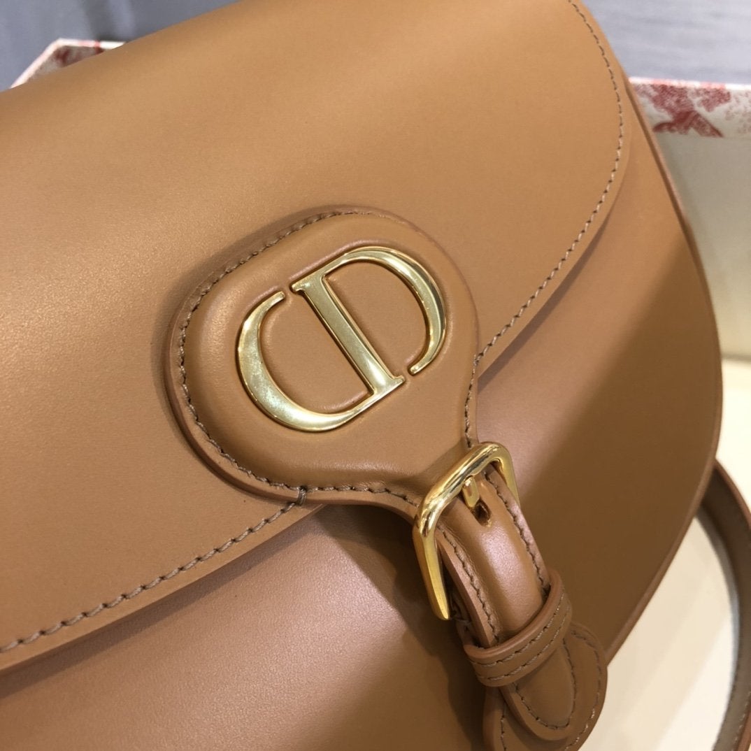 LARGE BOBBY BAG 27CM COGNAC-COLORED CALFSKIN mysite