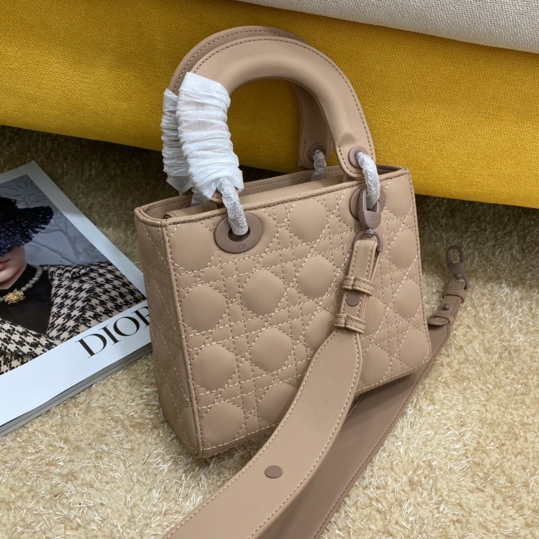 LADY MY ABC BAG 20CM BEIGE CANNAGE LAMBSKIN mysite