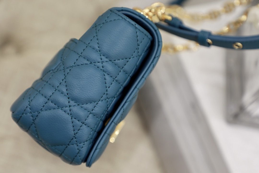 SMALL CARO BAG DEEP OCEAN BLUE SUPPLE CANNAGE CALFSKIN mysite
