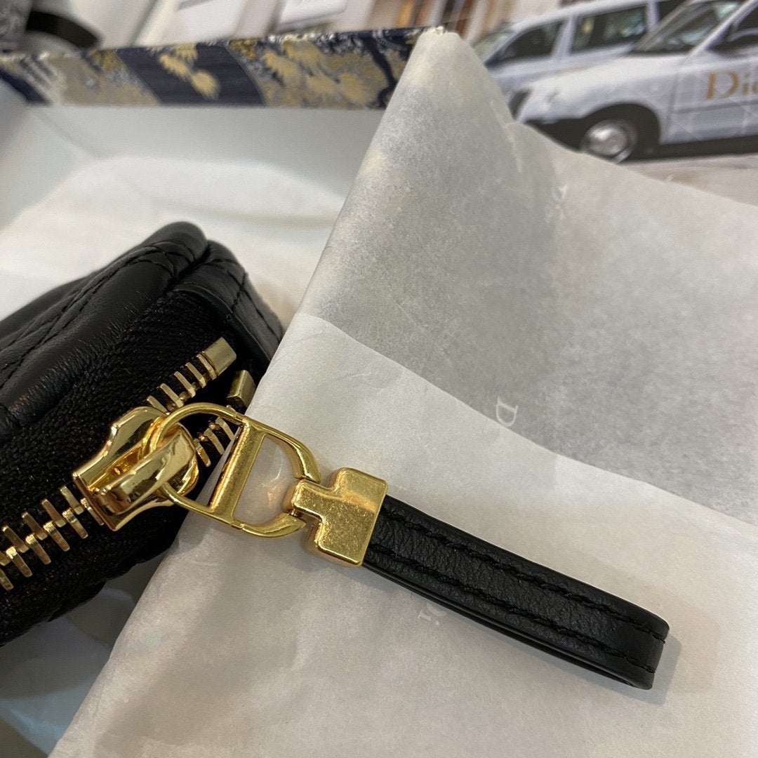 DETACHABLE CARO ROUND COIN PURSE BLACK CANNAGE CALFSKIN mysite