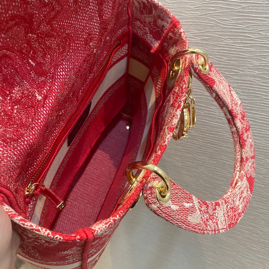 MEDIUM LADY D-LITE 24 RED MULTI COLOR EMBROIDERY mysite