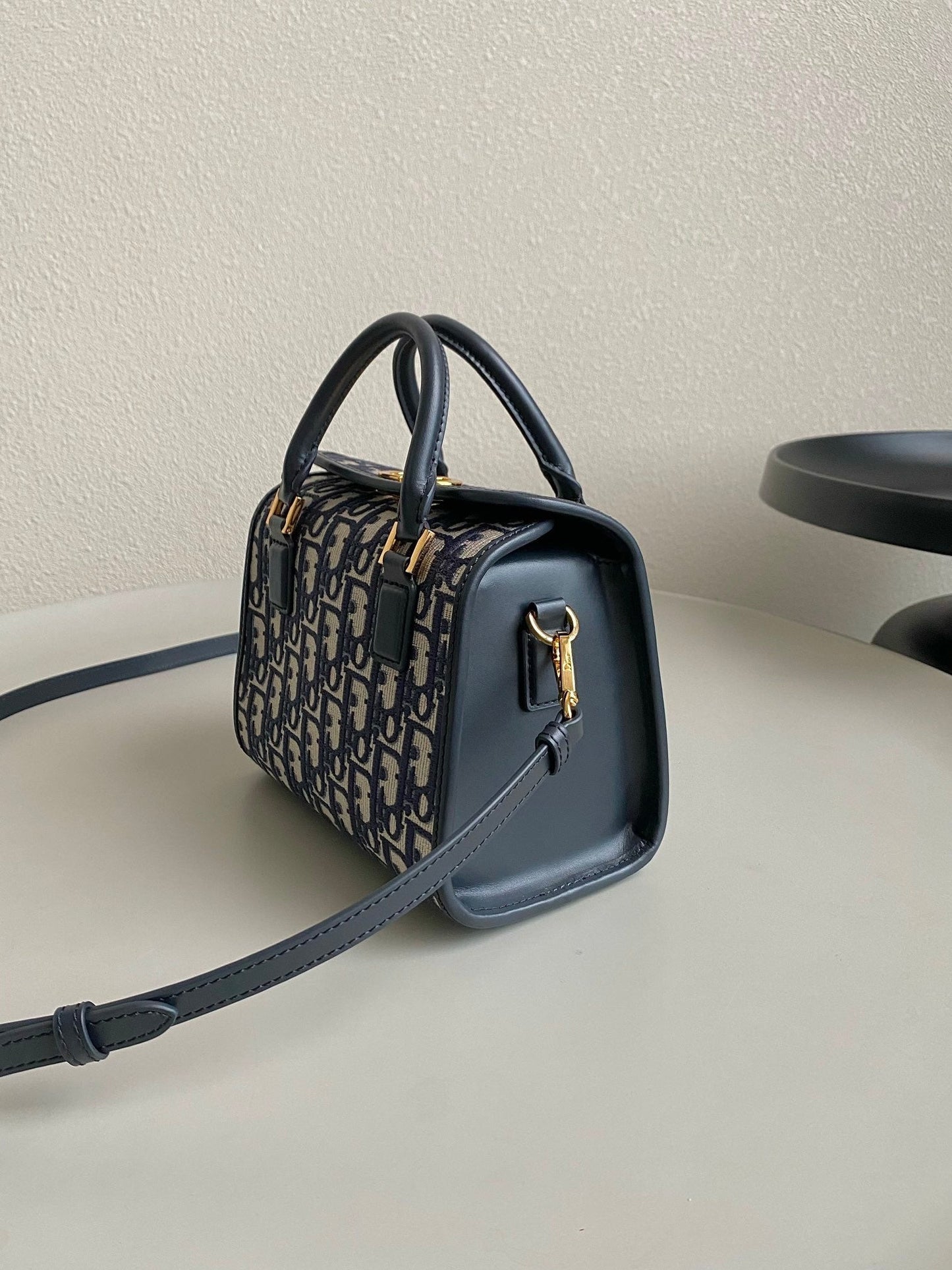 SMALL BOSTON 22 BLUE OBLIQUE EMBROIDERY mysite