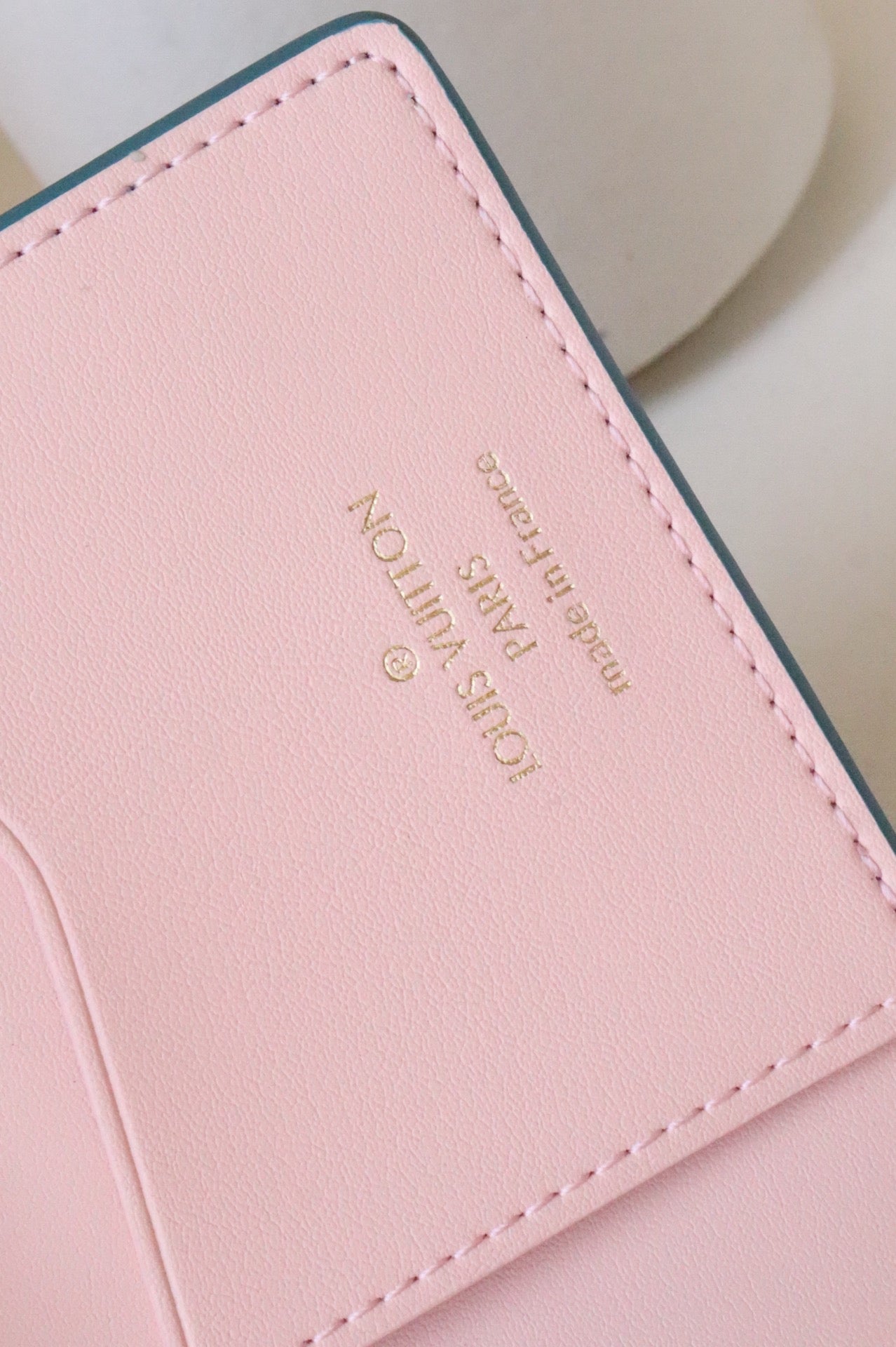 VERTICAL WALLET CAPUCINES CLOUD BLUE mysite