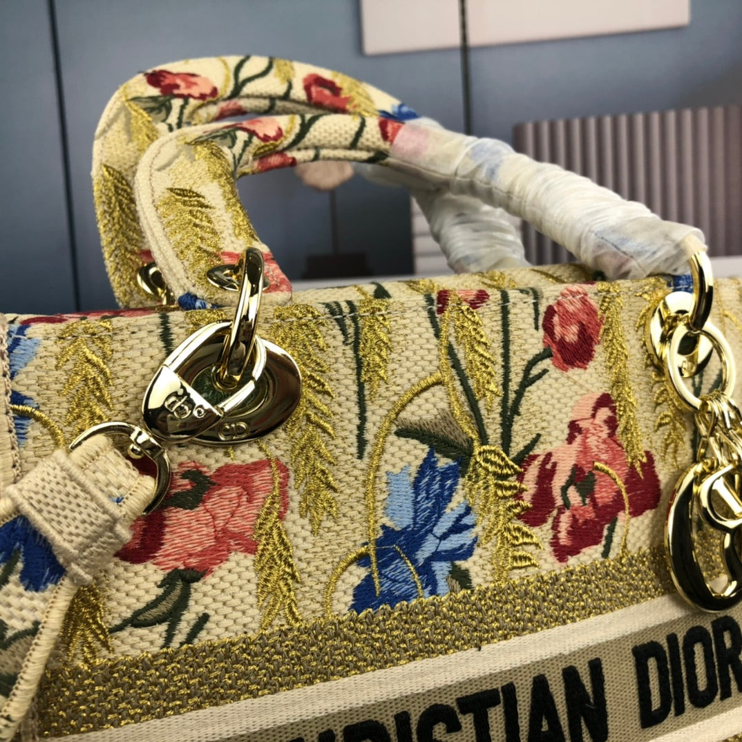 MEDIUM LADY D-LITE 24 YELLOW MULTI COLOR PAISLEY EMBROIDERY mysite