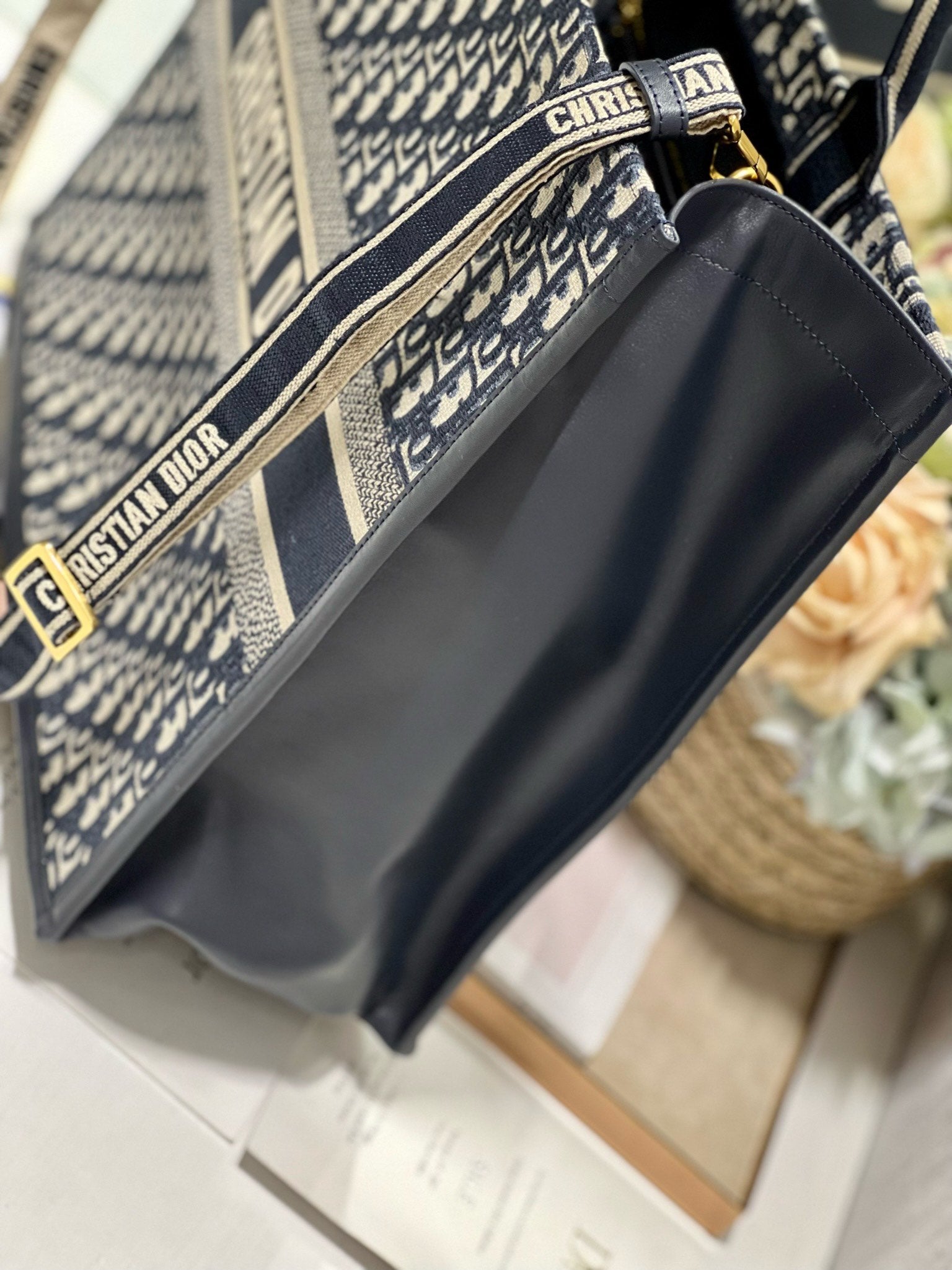 CD LARGE BOOK TOTE 42 BLUE OBLIQUE EMBROIDERY mysite