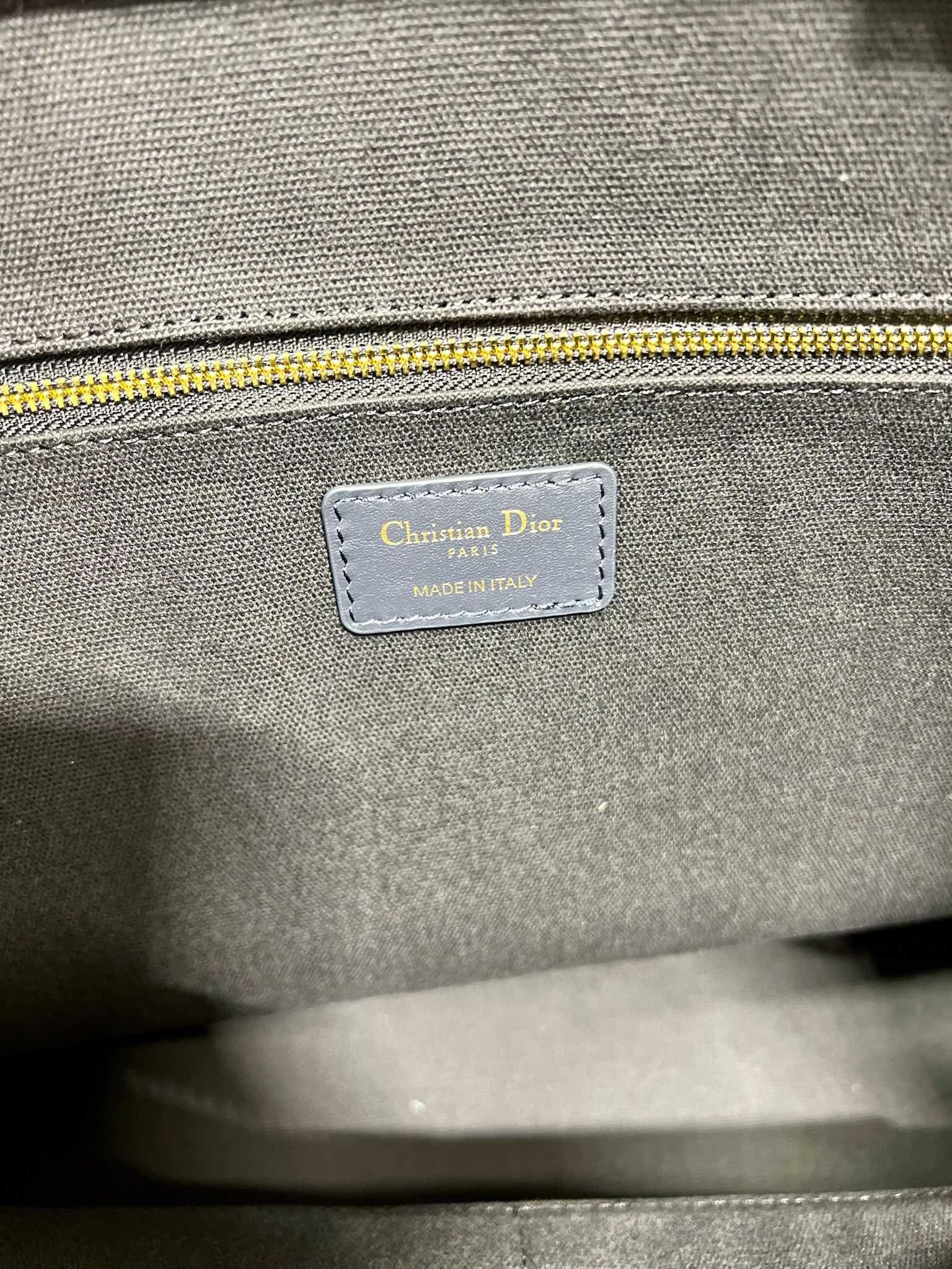 CD LARGE BOOK TOTE 42 BLUE OBLIQUE EMBROIDERY mysite