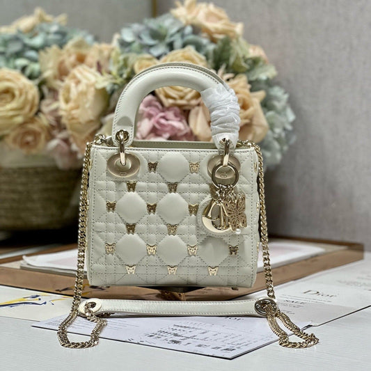 MINI LADY 17 BUTTERFLY STUD WHITE LAMBSKIN mysite