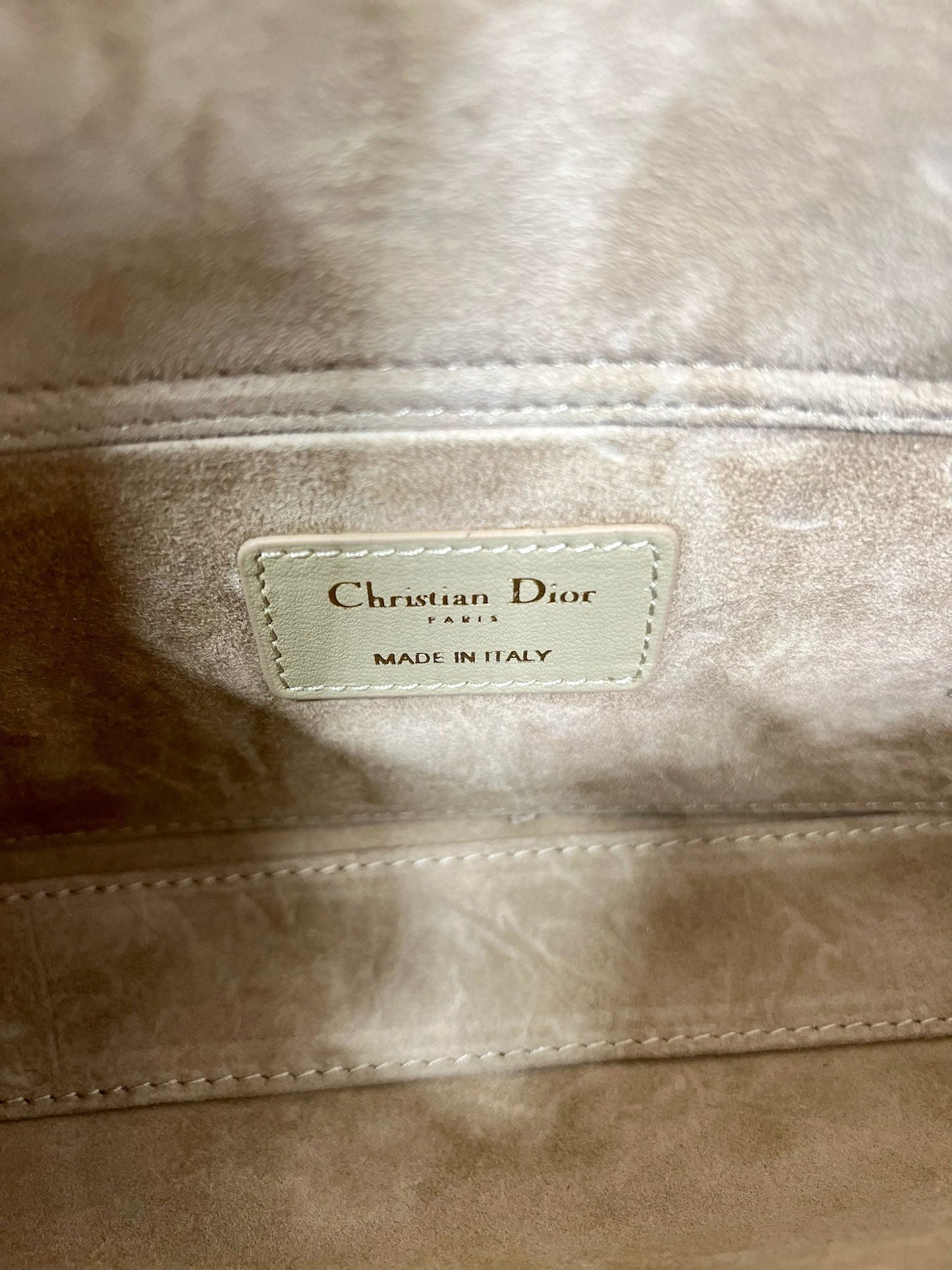 MEDIUM LADY D-JOY 26 BUTTERFLY STUD OLIVE LAMBSKIN mysite