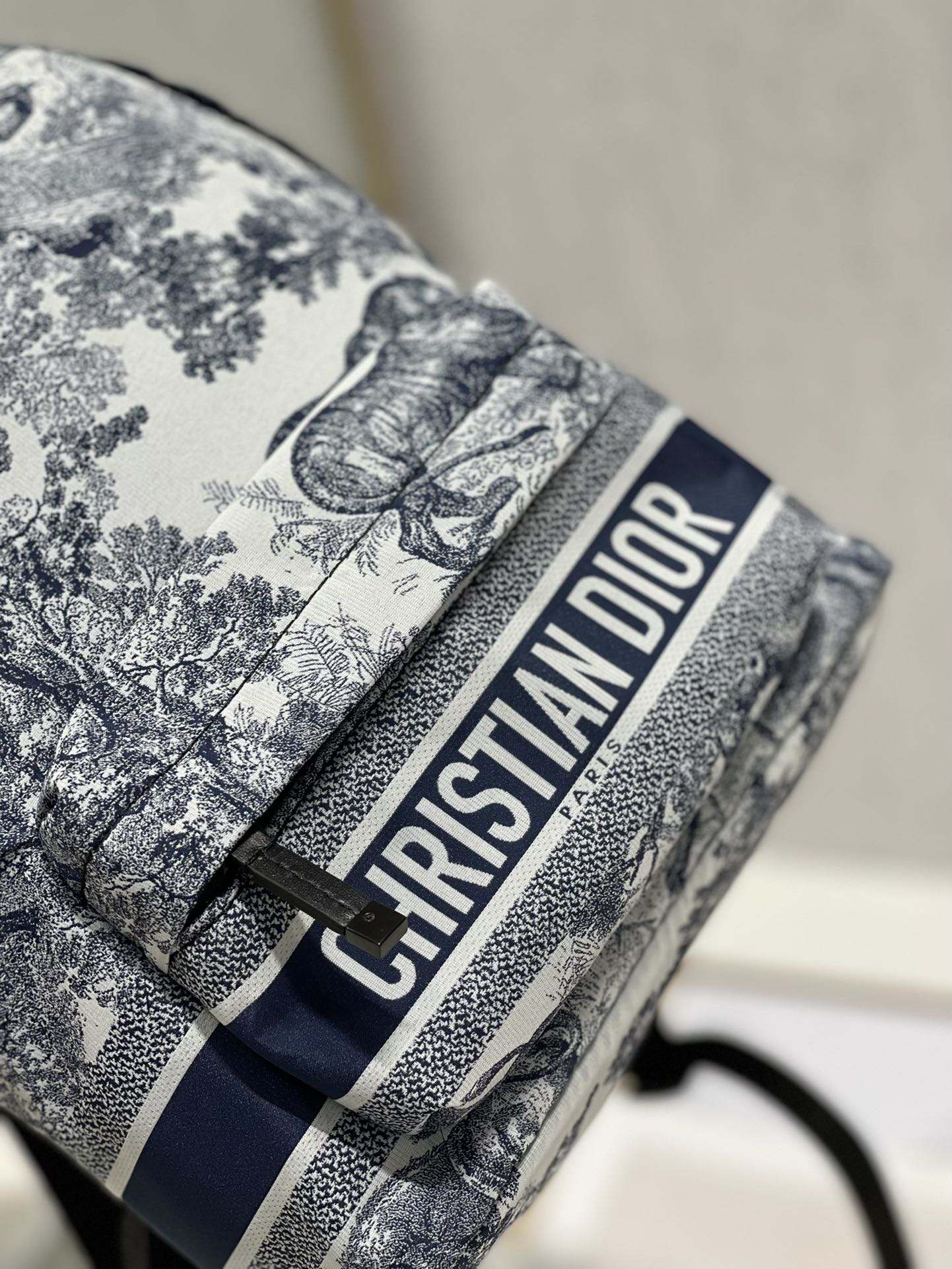 TRAVEL BACKPACK 20CM WHITE BLUE OBLIQUE JACQUARD mysite