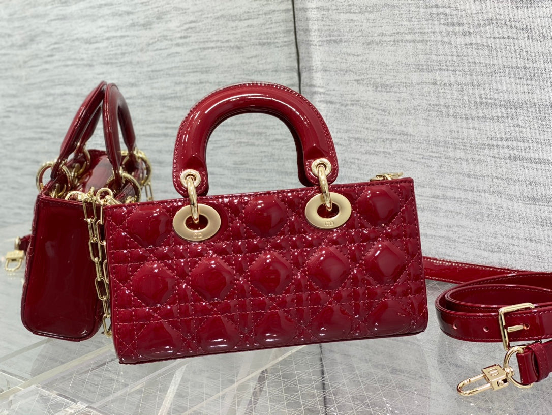 SMALL LADY D-JOY 22 RED PATENT CALFSKIN mysite