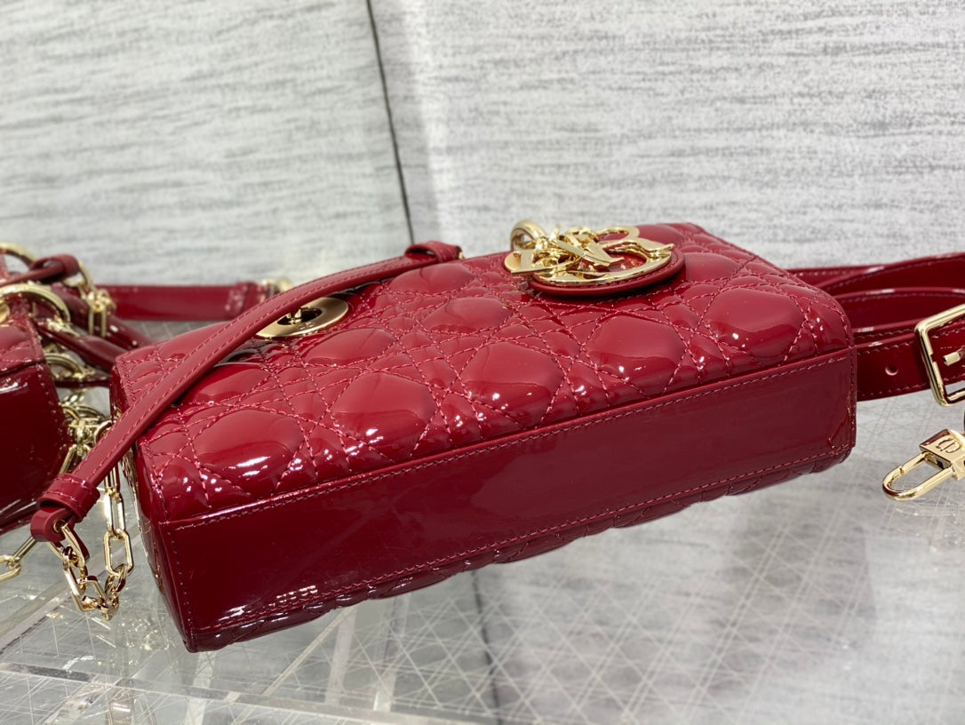 SMALL LADY D-JOY 22 RED PATENT CALFSKIN mysite