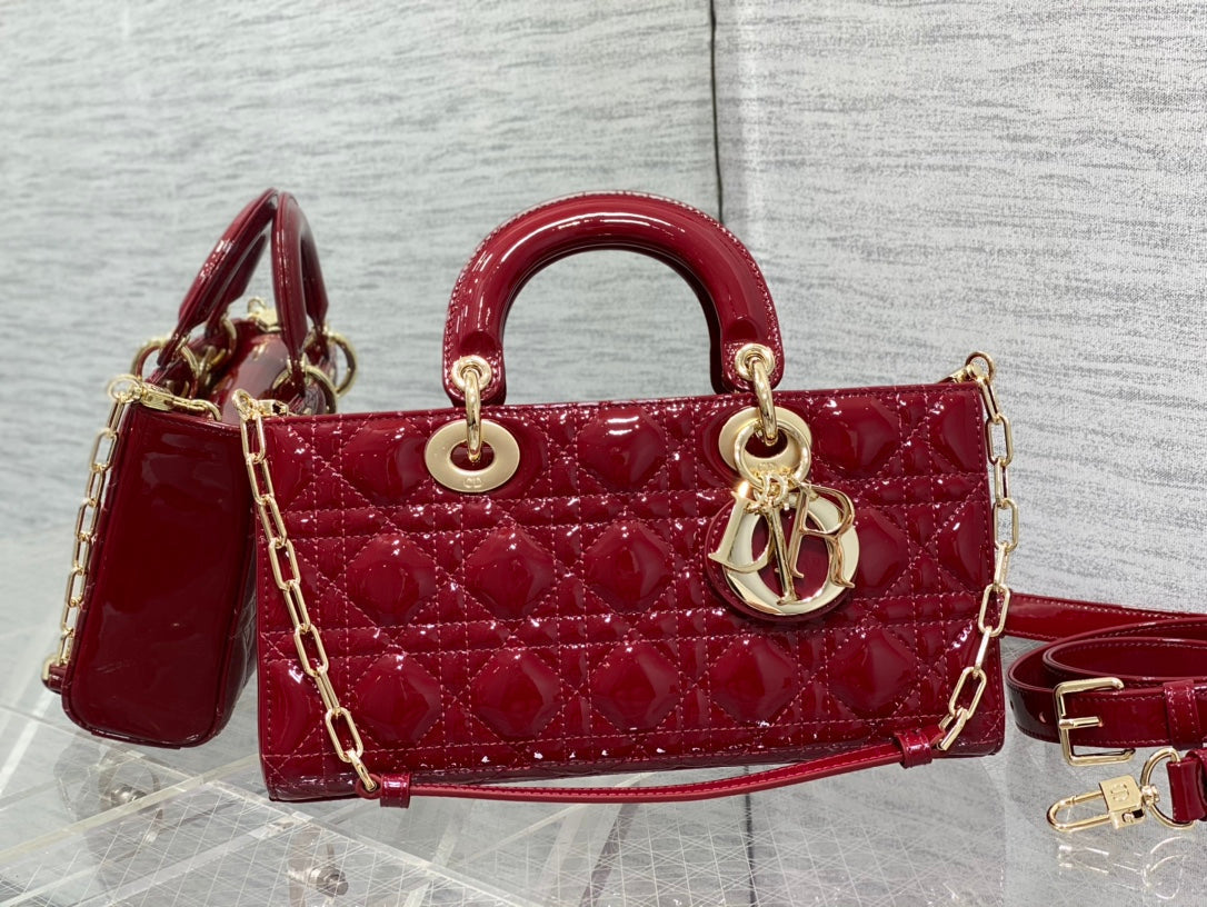 MEDIUM LADY D-JOY 26 RED PATENT CALFSKIN mysite
