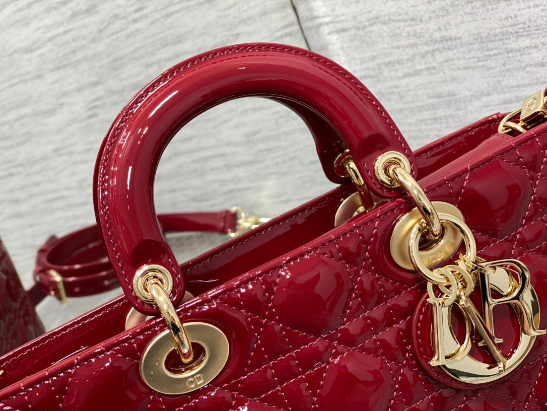 MEDIUM LADY D-JOY 26 RED PATENT CALFSKIN mysite
