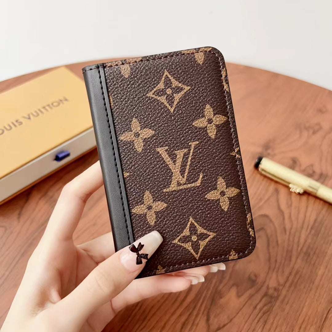 Elegant LV Checkered & Monogram Wallets-1 mysite