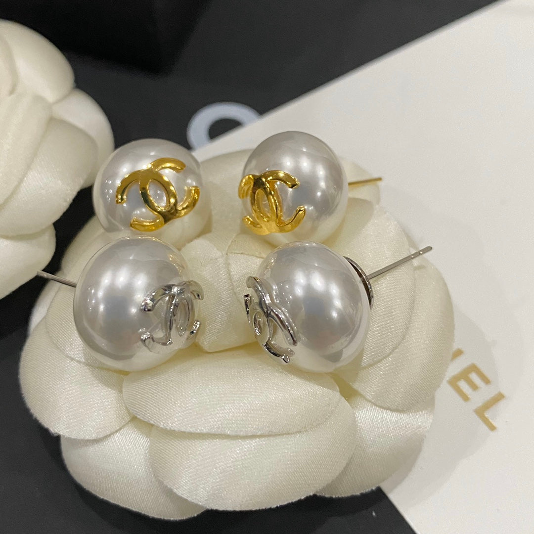 Elegant Logo Pearl Stud Earrings mysite