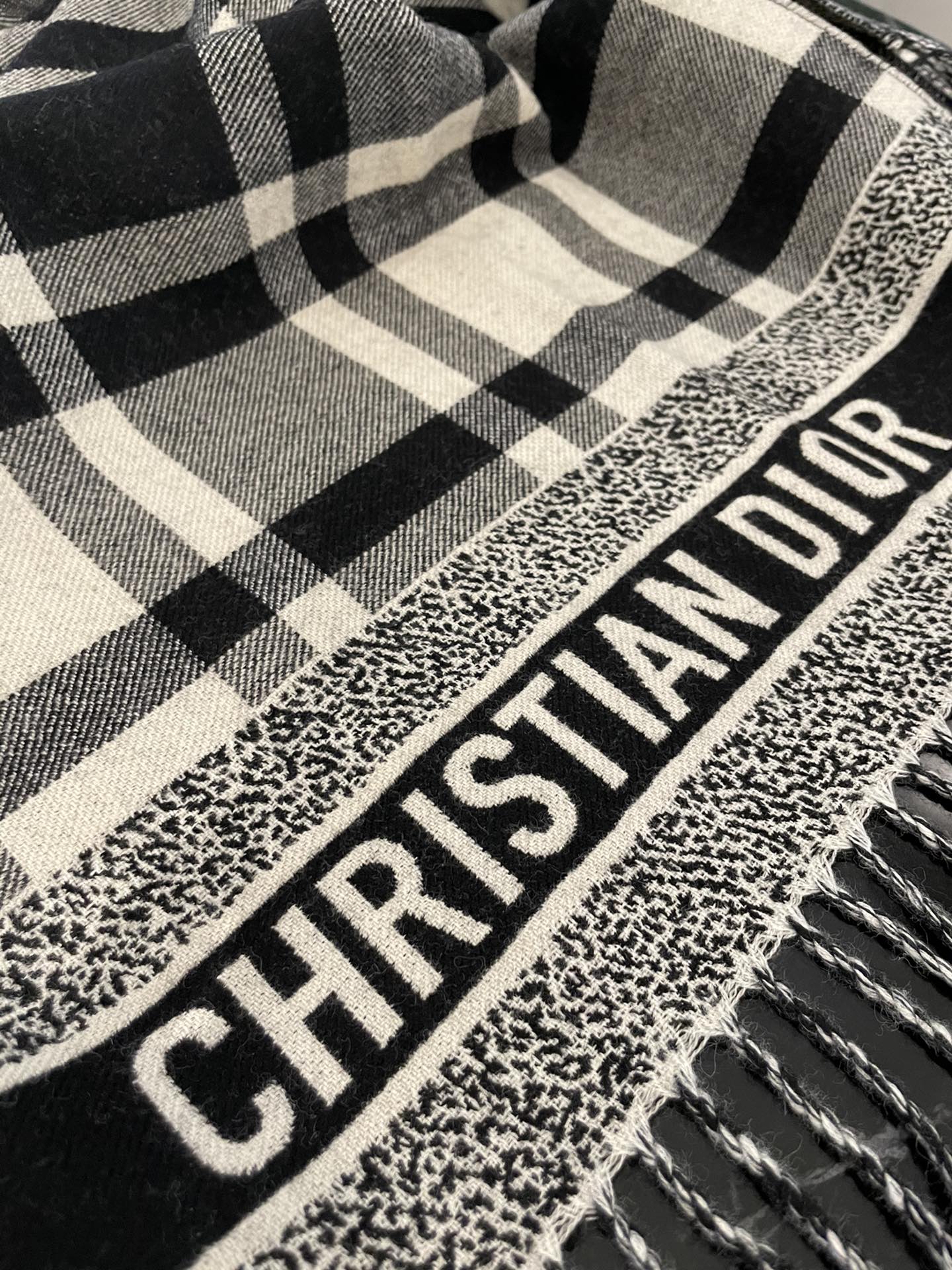 Classic Plaid Fringed Cashmere Scarf Shawl mysite