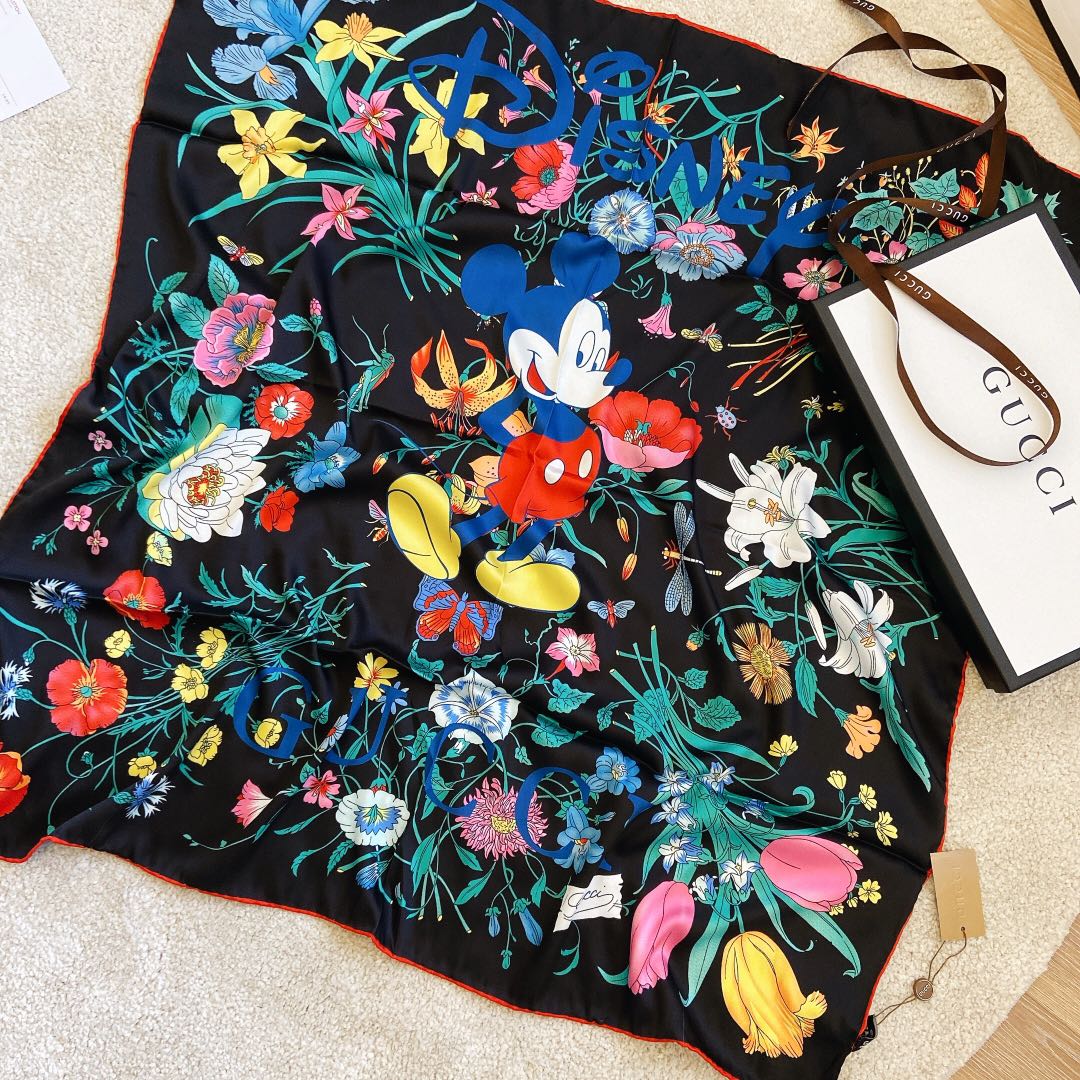 Collaboration Mickey Square Scarf mysite