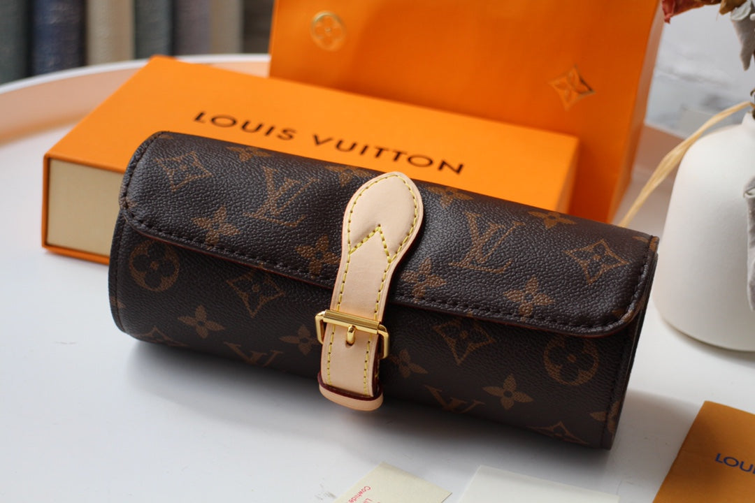 LV M47530 3 Watch Case Brown Beige Monogram Canvas & Cowhide HW mysite