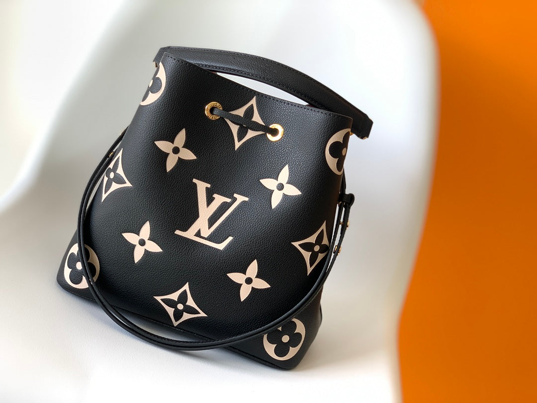 LV NéoNoé MM Black & Cream  Embossed Monogram Empreinte Cowhide 268068 mysite