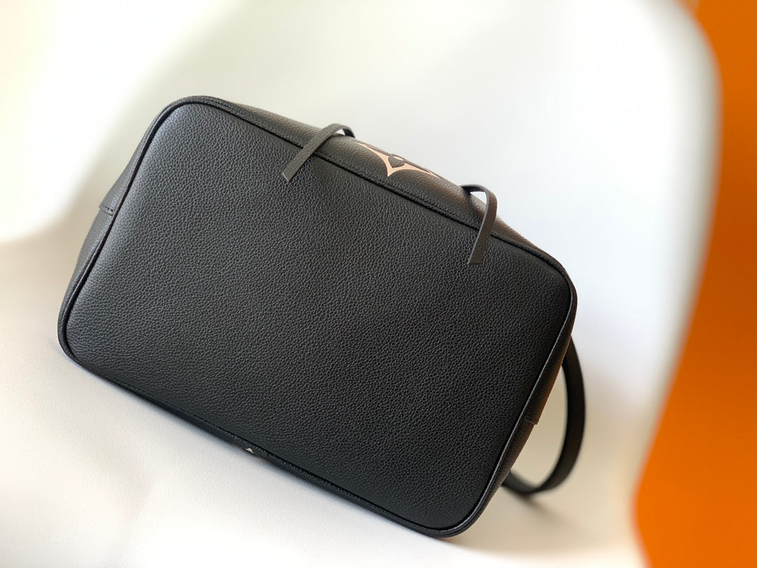LV NéoNoé MM Black & Cream  Embossed Monogram Empreinte Cowhide 268068 mysite