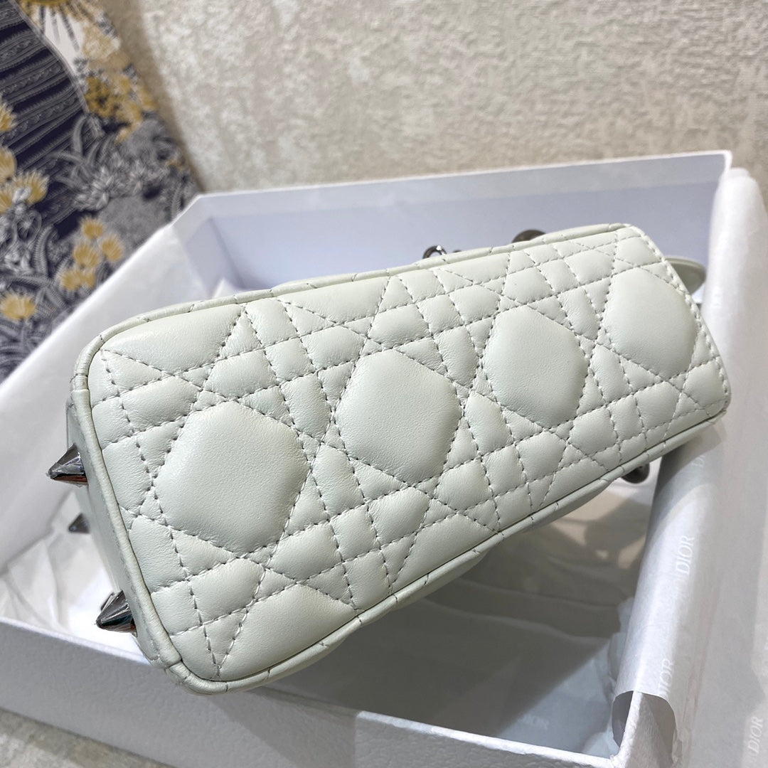 small lady 20 white lambskin shw mysite