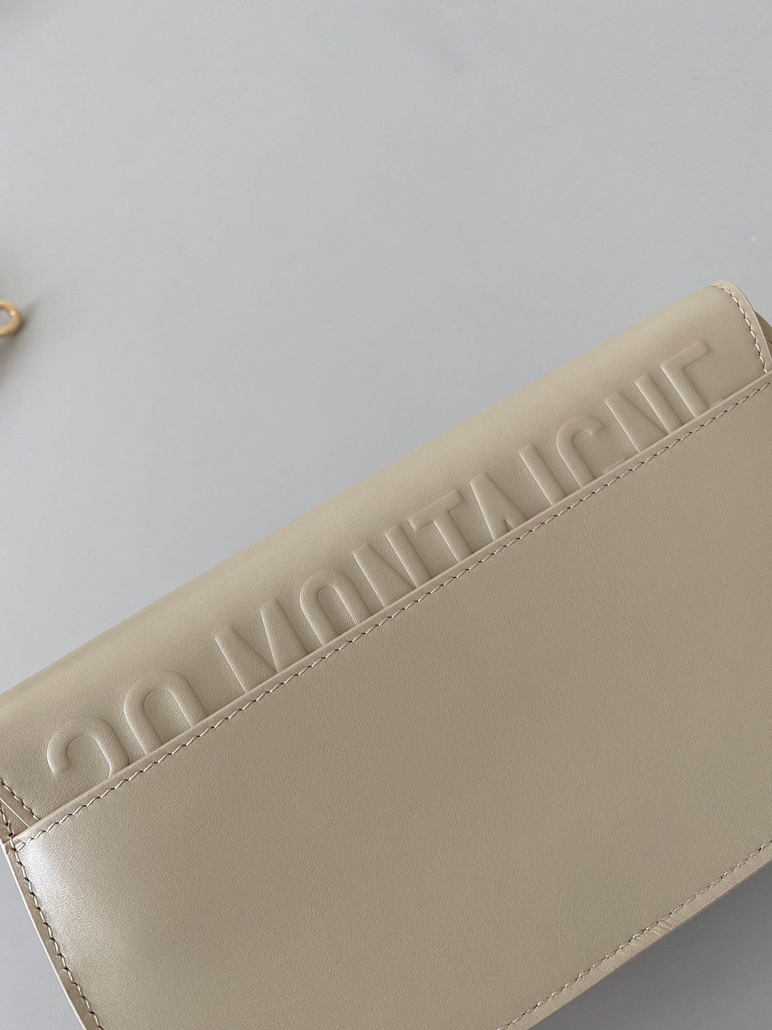 medium cd east west 22cm beige calfskin ghw mysite