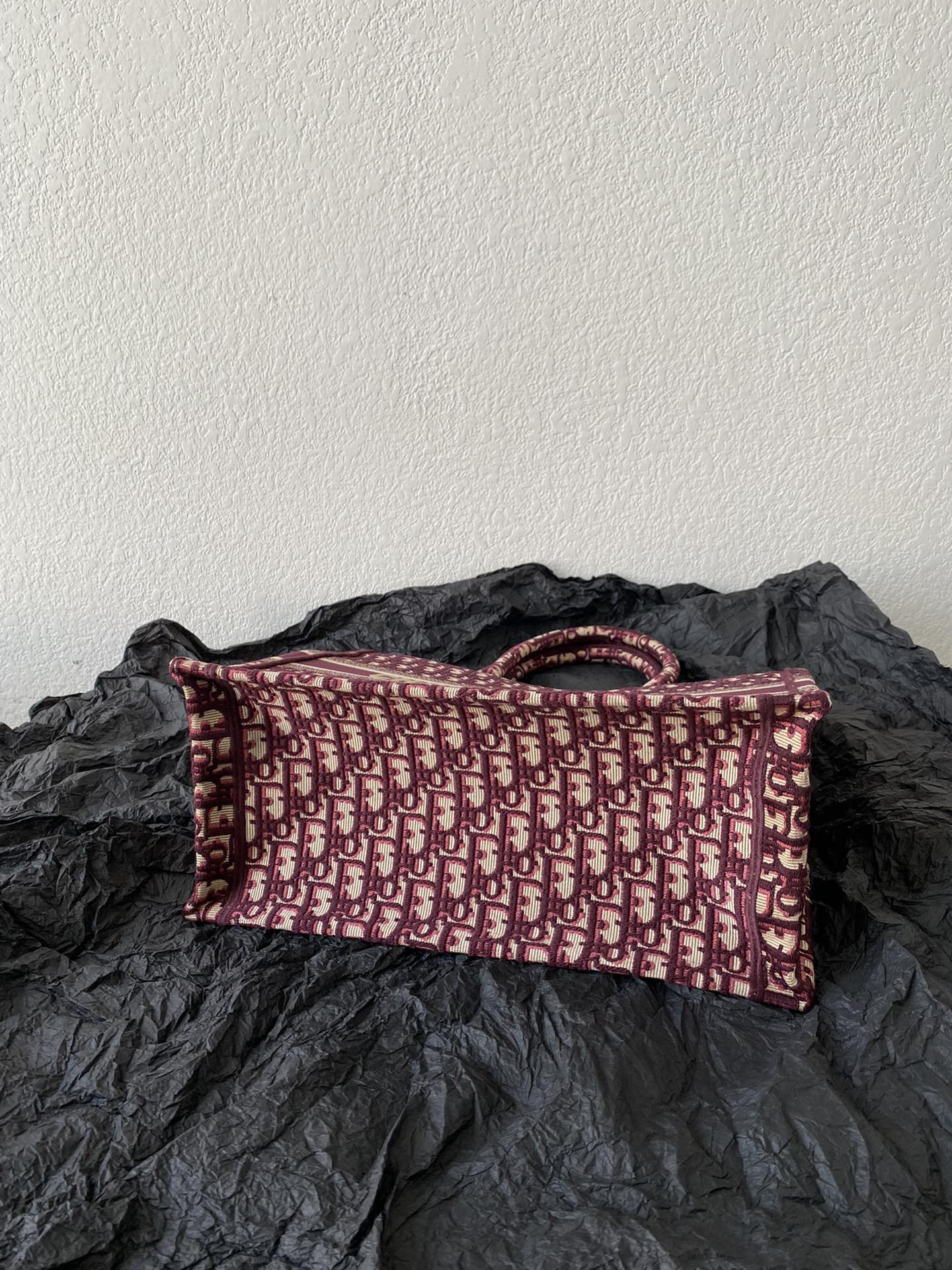 Medium CD Book Tote 36cm Burgundy Retro Style D Letter Embroidery mysite