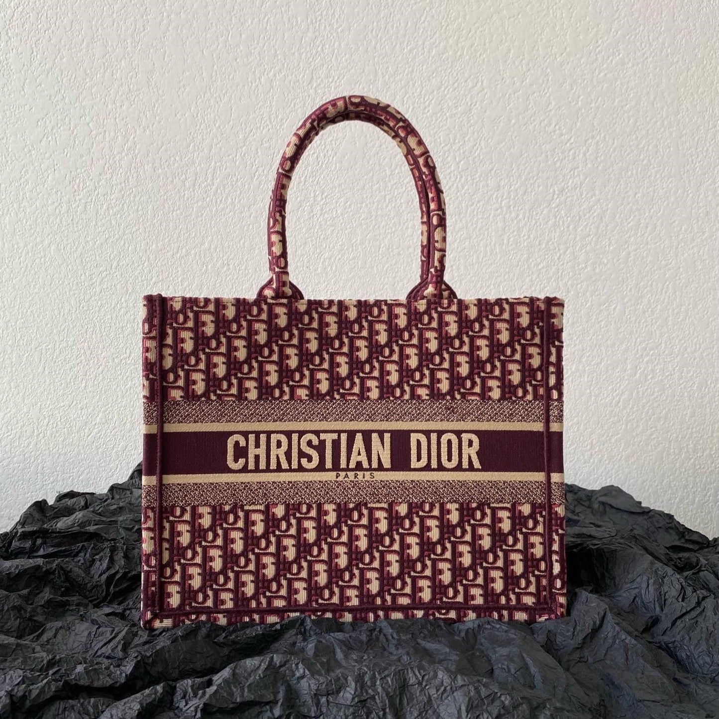 Medium CD Book Tote 36cm Burgundy Retro Style D Letter Embroidery mysite