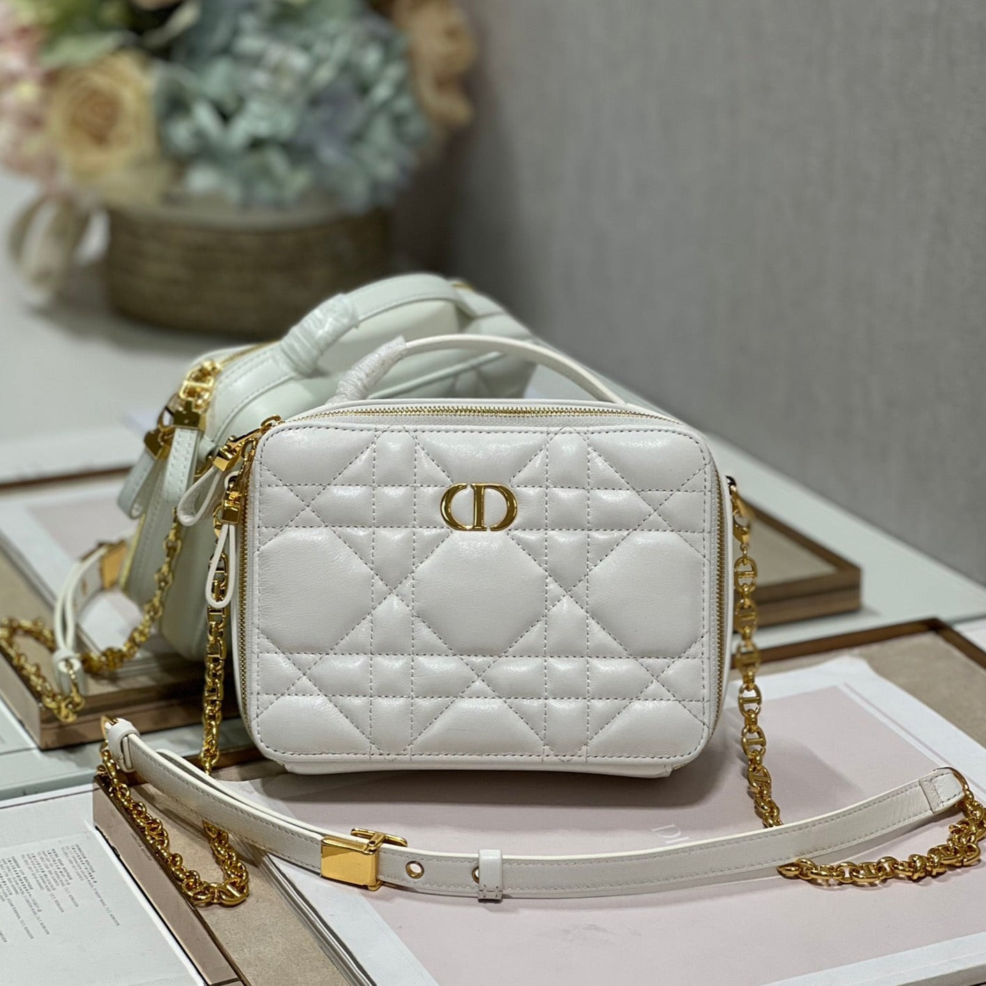 cd caro box 18 white calfskin mysite