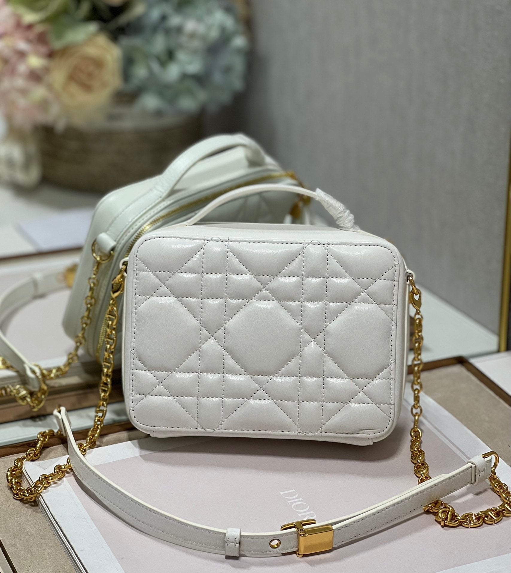 cd caro box 18 white calfskin mysite