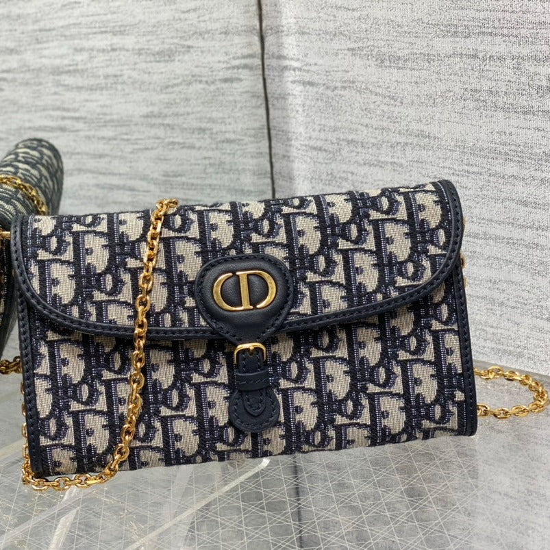 cd bobby east west pouch 22cm blue oblique with chain mysite