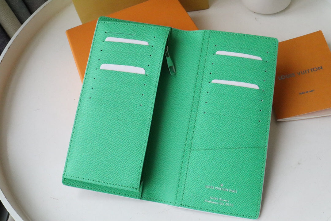 LV Brazza Wallet Monogram Comics Canvas 195895 mysite