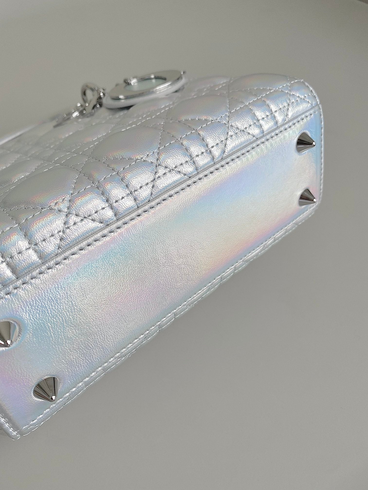 SMALL LADY 20 SILVER METALIC LAMBSKIN mysite