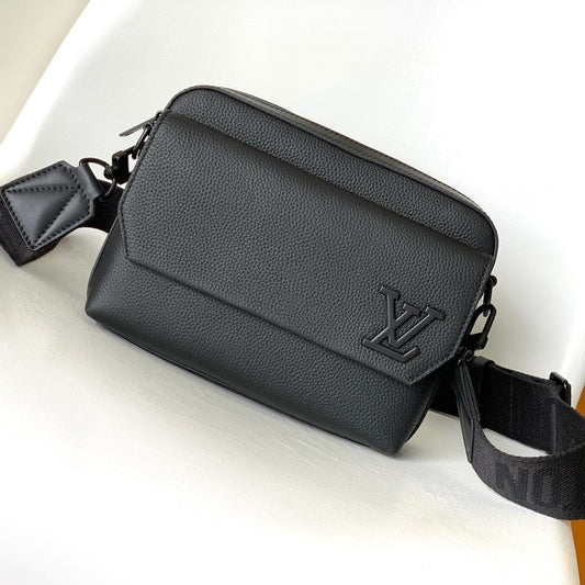 LV Fastline Messenger Bag 23.5 Black Cowhide HW mysite