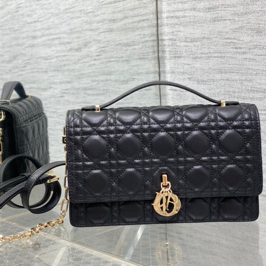 MISS CD TOP HANDLE 24CM BLACK LAMBSKIN mysite