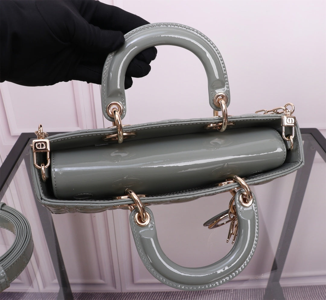 MEDIUM LADY D-JOY 26 ROCK GRAY LAMBSKIN mysite