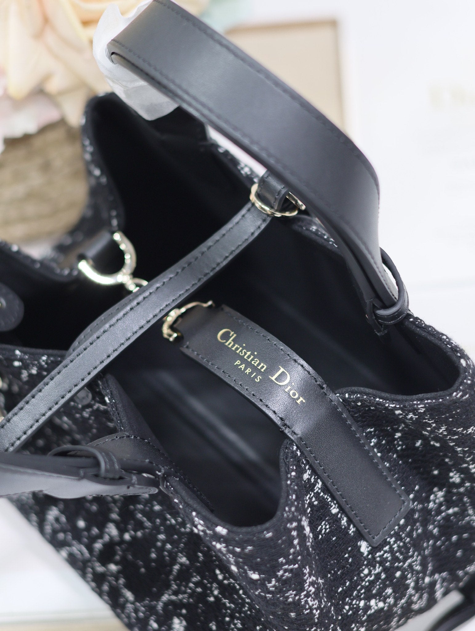 CD Small Toujours 23 Black Tweed 245636 mysite