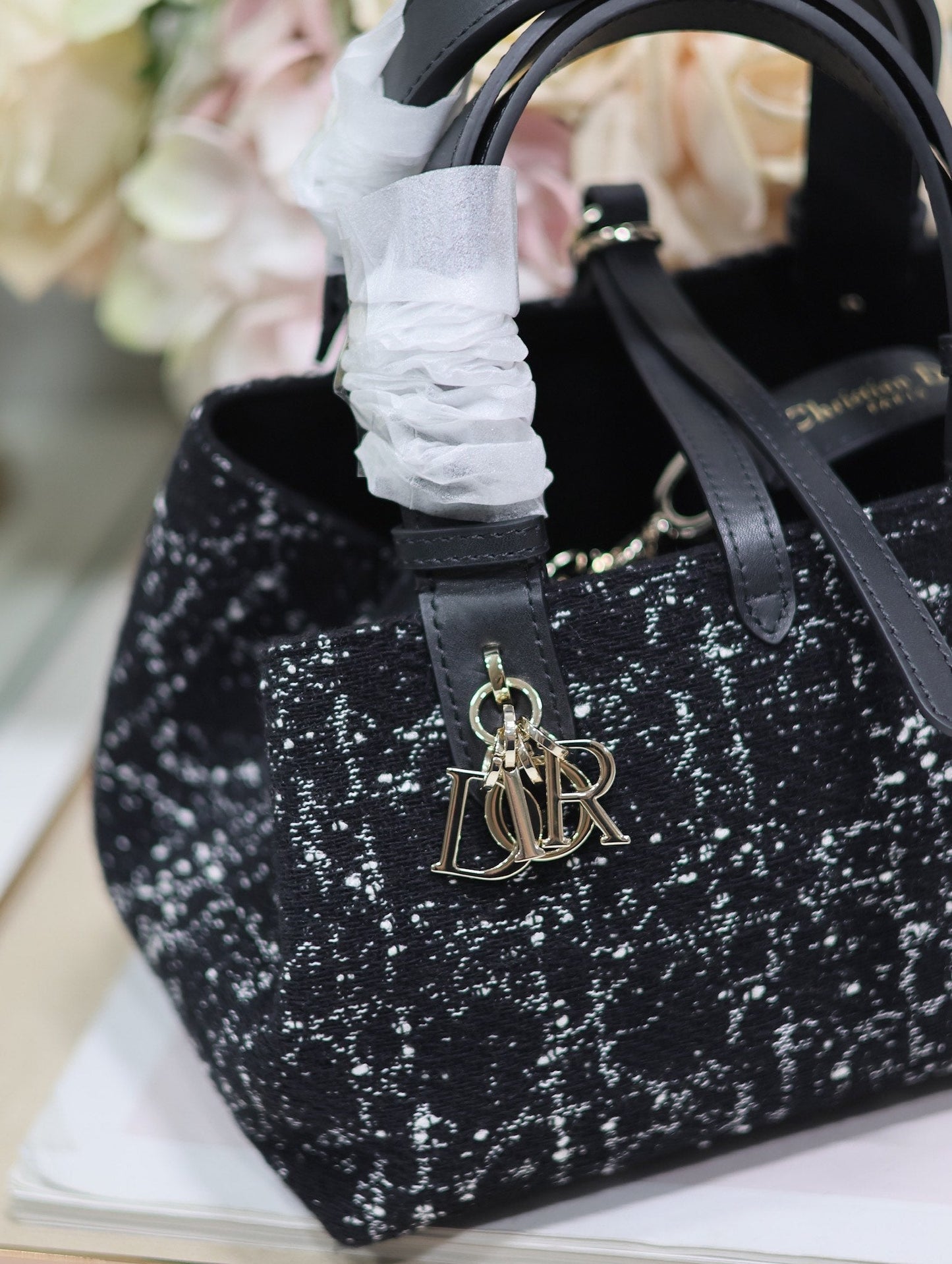 CD Small Toujours 23 Black Tweed 245636 mysite