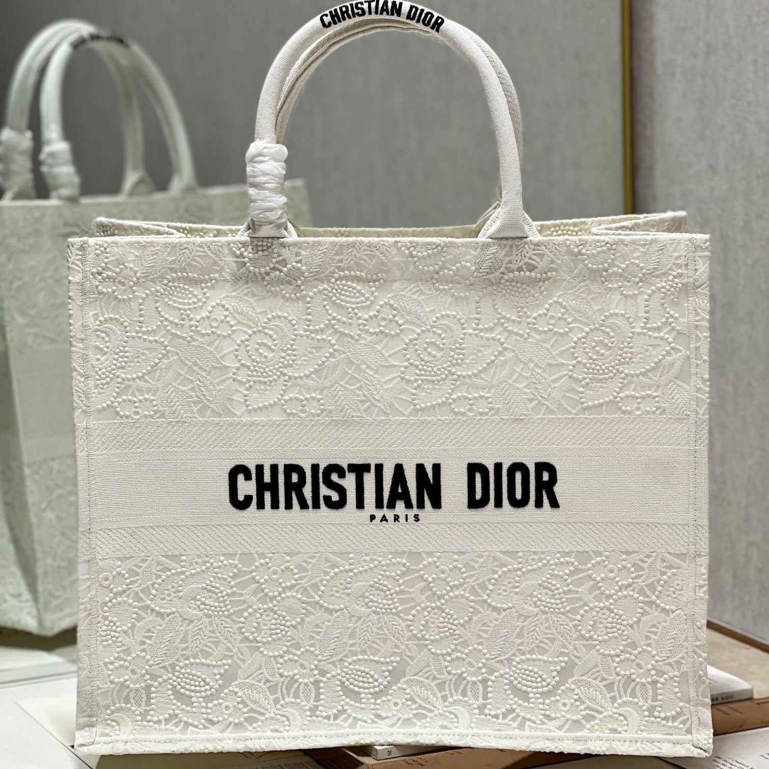 CD Mesh White Book Tote 42cm Bag Canvas 336561 mysite