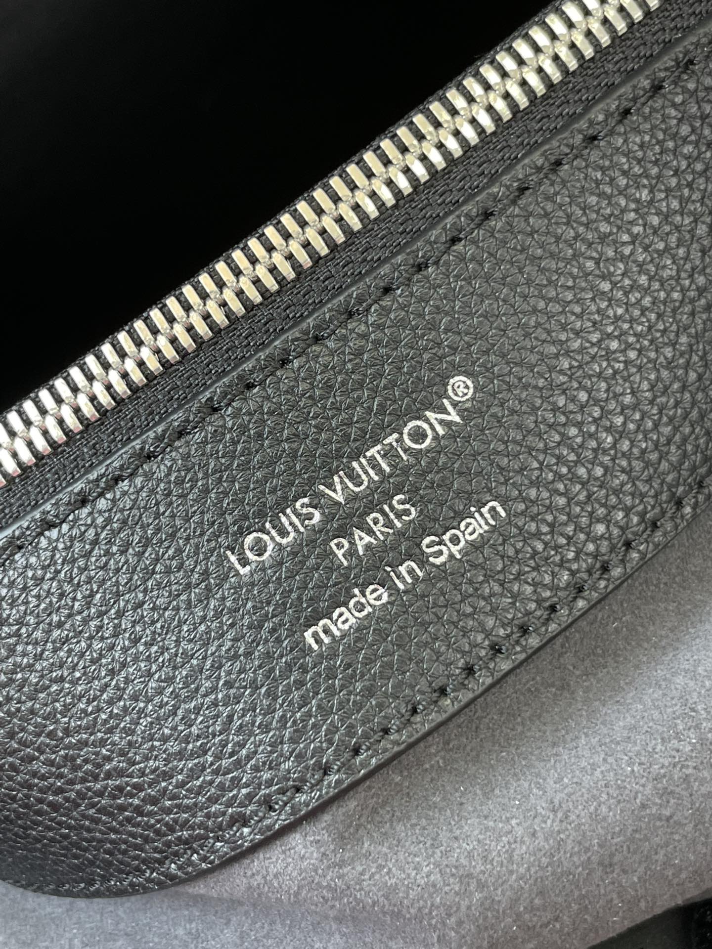 FLORE 28 IN CHARCOAL PERFORATED CALFSKIN mysite