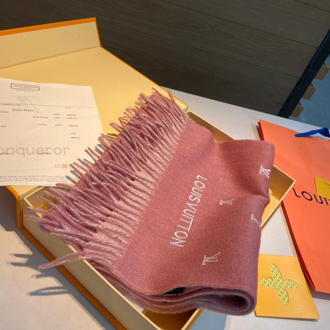 SCARF 190 CM IN SALMON PINK CASHMERE WITH WHITE LOGO 396328 mysite