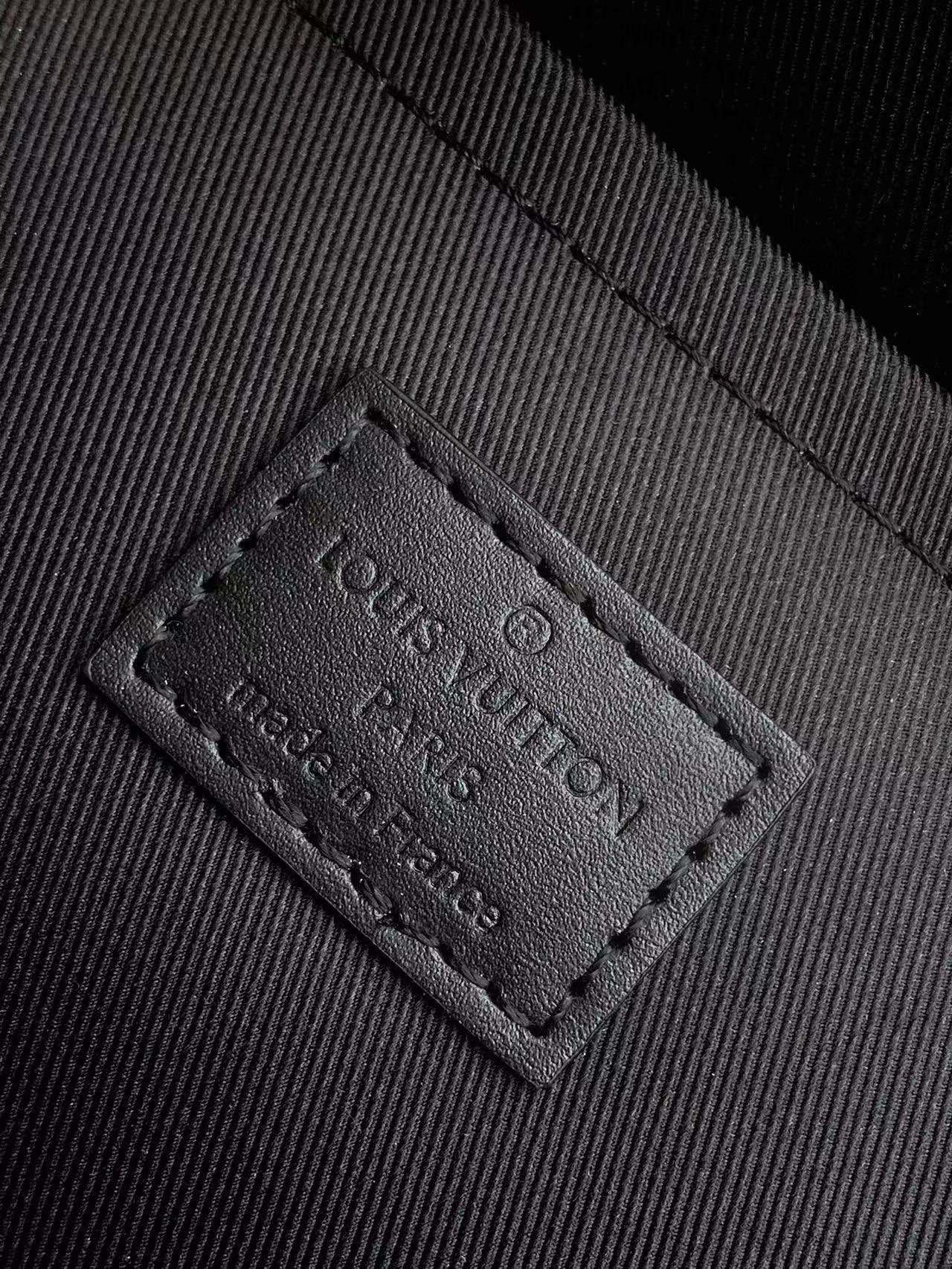 LV Pulse Messenger 26.6cm Black Monogram Eclipse Reverse Canvas mysite